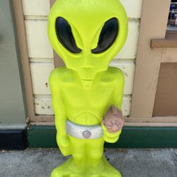 RARE Vintage Blow Mold ALIEN 36" Halloween General Foam Plastics Doomsday Laser