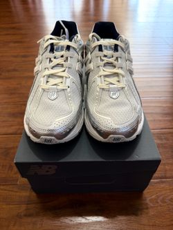New Balance 1906R Kith White, Size 9.5M