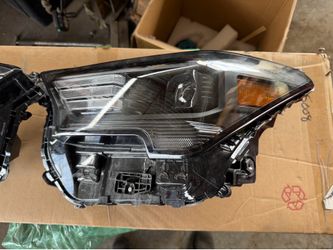 OEM 2024–2026 Toyota Tacoma TRD Pro Headlights – Left & Right Pair