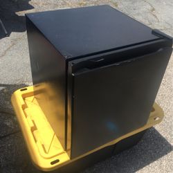 Mini Refrigerator  Hisense Used One Month 