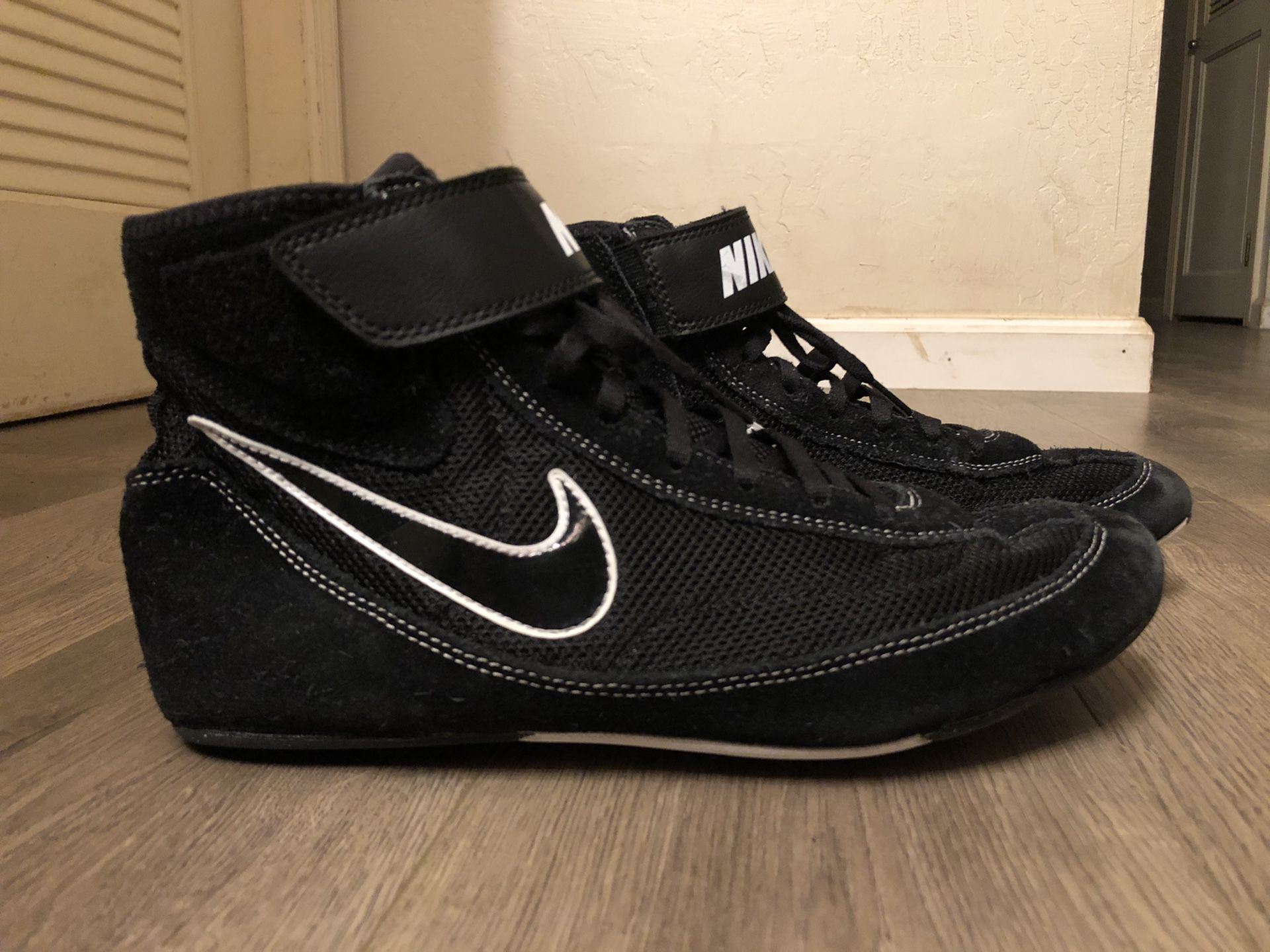 Nike Speed Sweep VII Men's Wrestling Shoes 366683-001 Black White Men's Size 10
