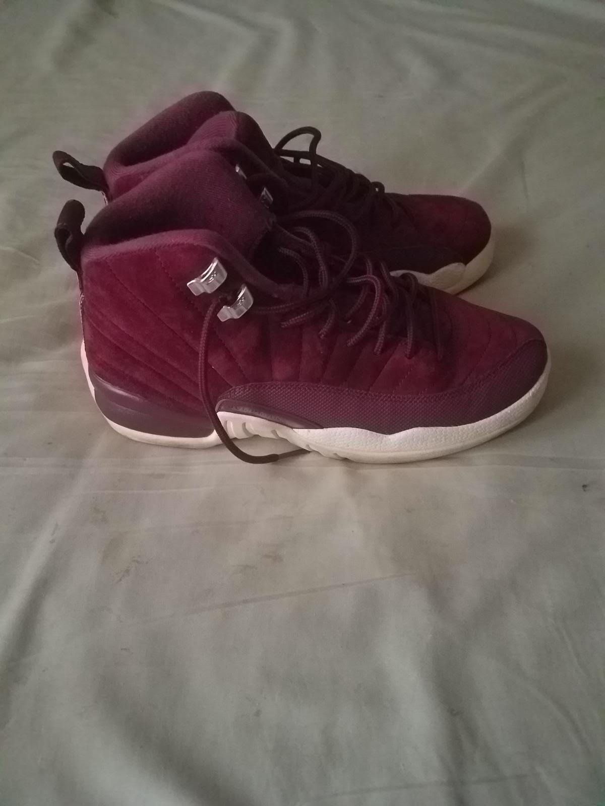 Jordan 12 Bordeaux Size 7 Mens
