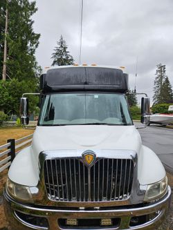 2009 International Shuttle Bus white and grey
