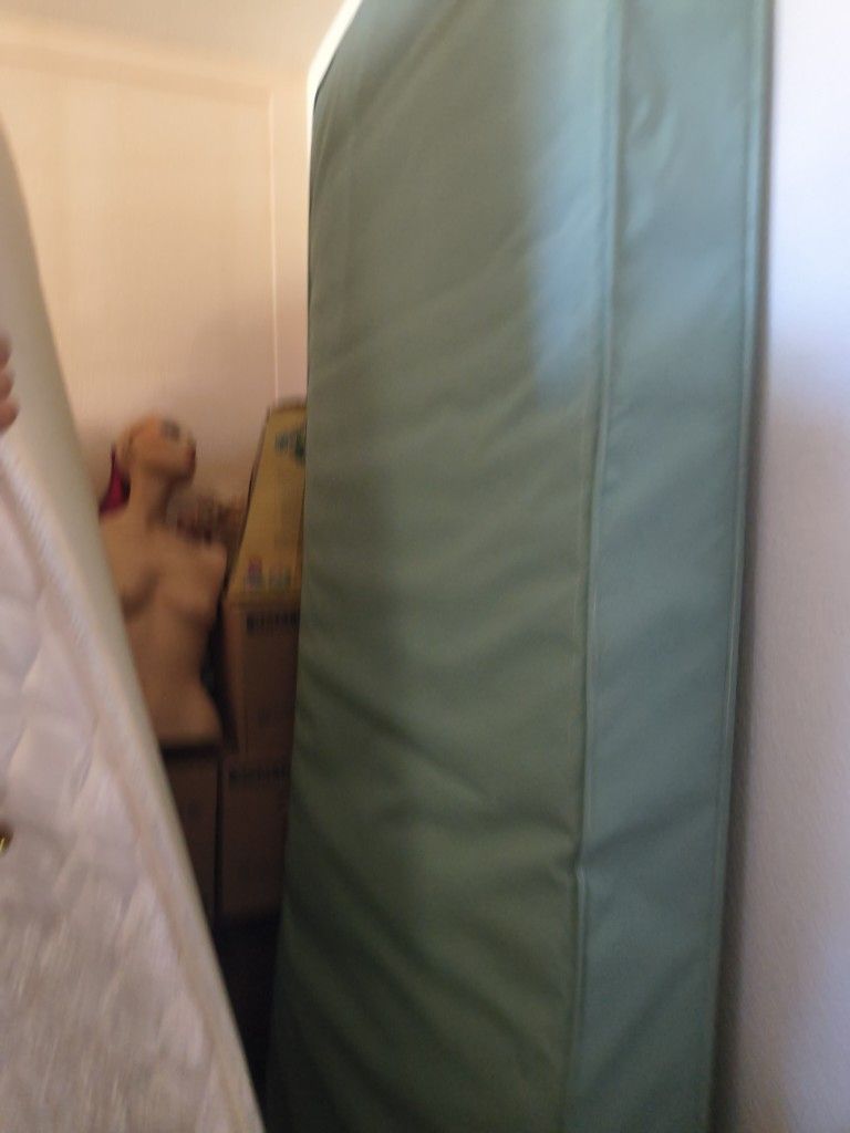 Waterproof Twin Extra Long Mattress