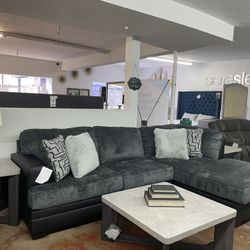 2pc Sectional Charcoal Gray