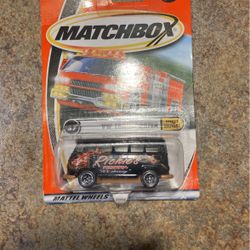 Matchbox #57 VW Transporter Speedy Delivery 2000