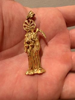 14k Santa muerte pendant