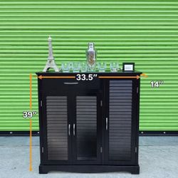 Brand new shoe cabinet – cabinet still in box 🔥 Modern finish, perfect to keep your shoes organized and your space looking sharp (espresso)