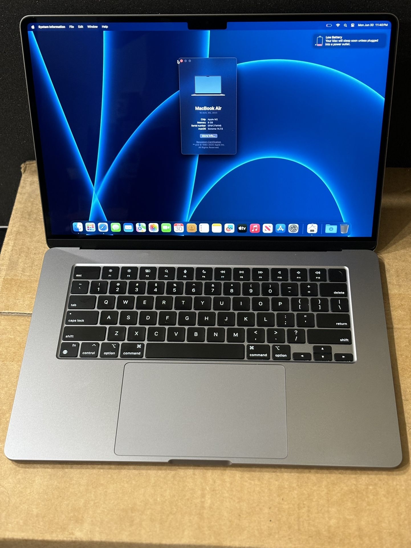 MacBook Air 15 2023 M2 8/256 gb space gray 