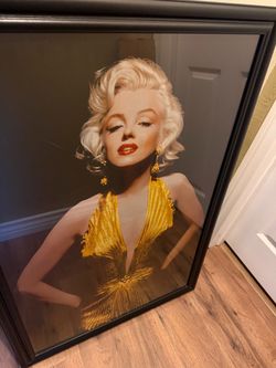 Marilyn Monroe Framed Portrait Print