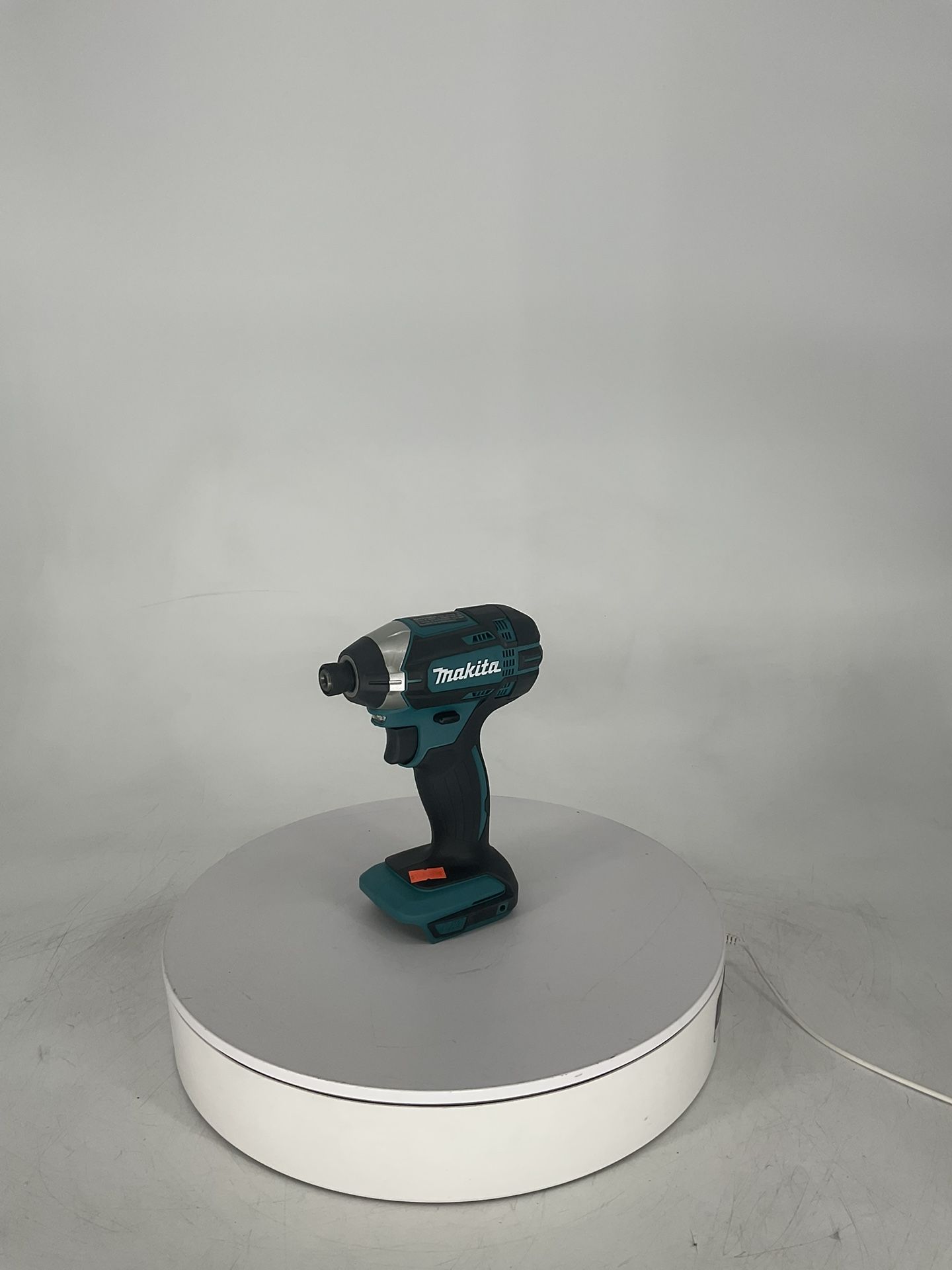 Makita 18V LXT Lithium-Ion 1/4 in. Cordless Variable Speed Impact Driver (Tool-Only)