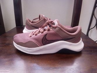 Like new size 6.5 Women $30
