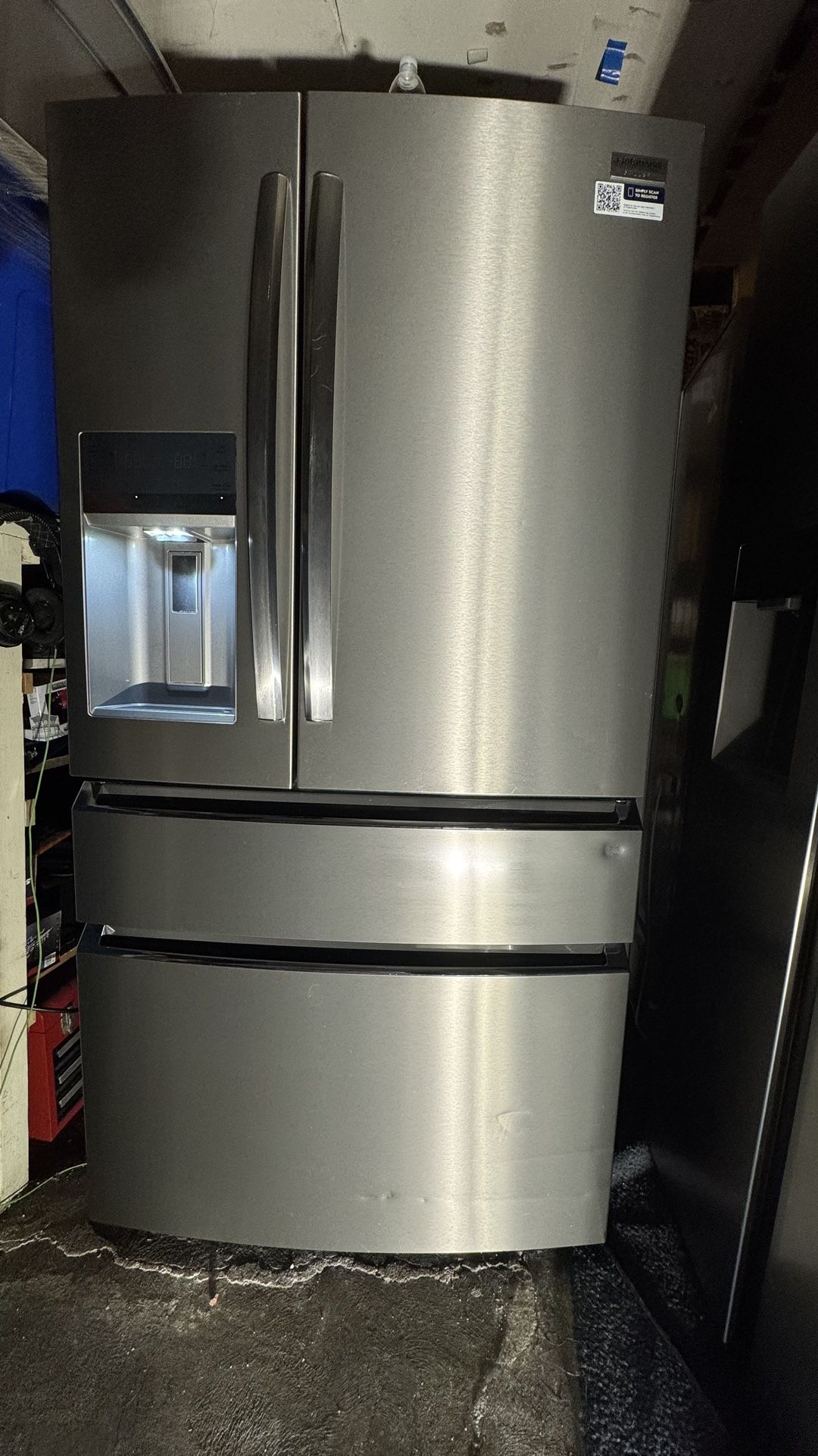 Refrigerator Frigidaire Counter Depth 21.5cu ft 4 Door French Door