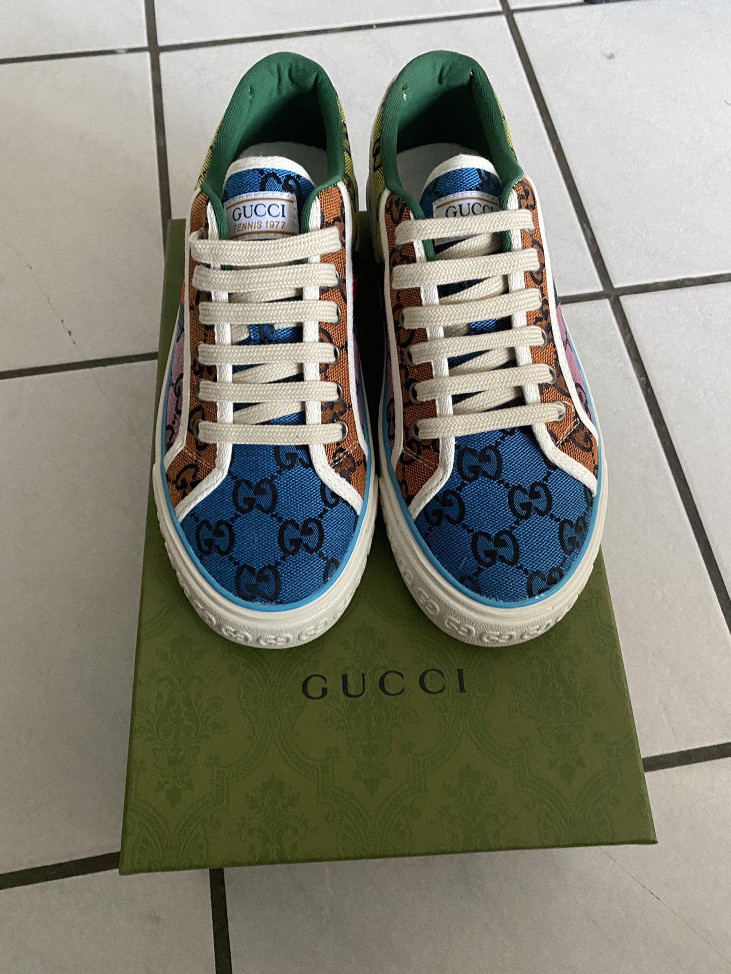 Multicolor Gucci Tennis Shoes