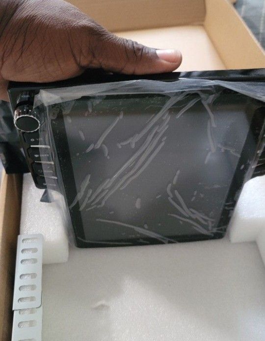 9.7in Car Stereo Radio System