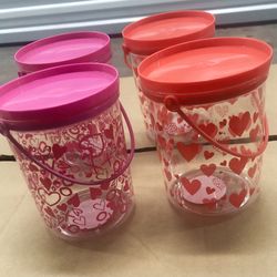 Four (4) Valentine's Day Plastic Treats Container W/ Lids 24fl Oz.