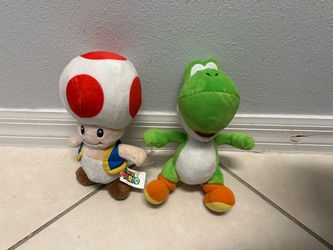 Super Mario Toad and Yoshi Plush Set