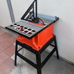 Black & Decker 10” Blade Table Saw with Stand