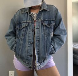 Vintage Levi’s jacket S/M