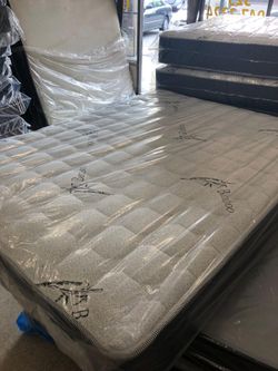 $240 full mattress with box spring