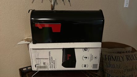 Mail box