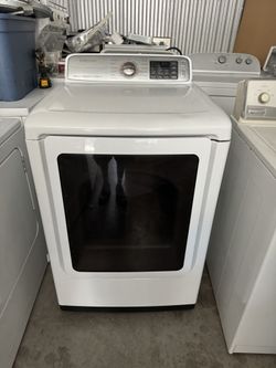 Dryer Good Condition Everything Works Fine 
