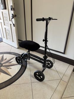 Knee scooter - $30