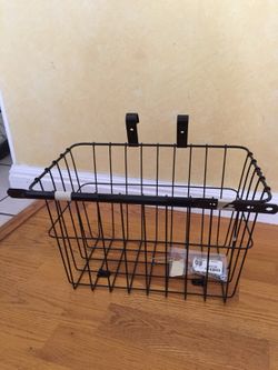 Wald bike front basket with supports