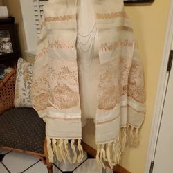 Beautiful Antique/Vintage Caroline Haute Couture Shawl/Scarf Ivory And Gold Embroidery 