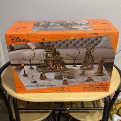 Disney Halloween set (rare)
