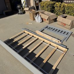 Standard Twin Bed Frame W/ Trundle 