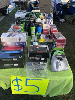 $5 Speakers Headphones Turtle Wax 