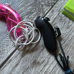 Nintendo Wii nunchucks