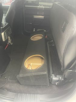 12” SPEAKER BOX FOR A FORD F150 TRUCK