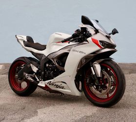 2024 Kawasaki Ninja ZX-6R