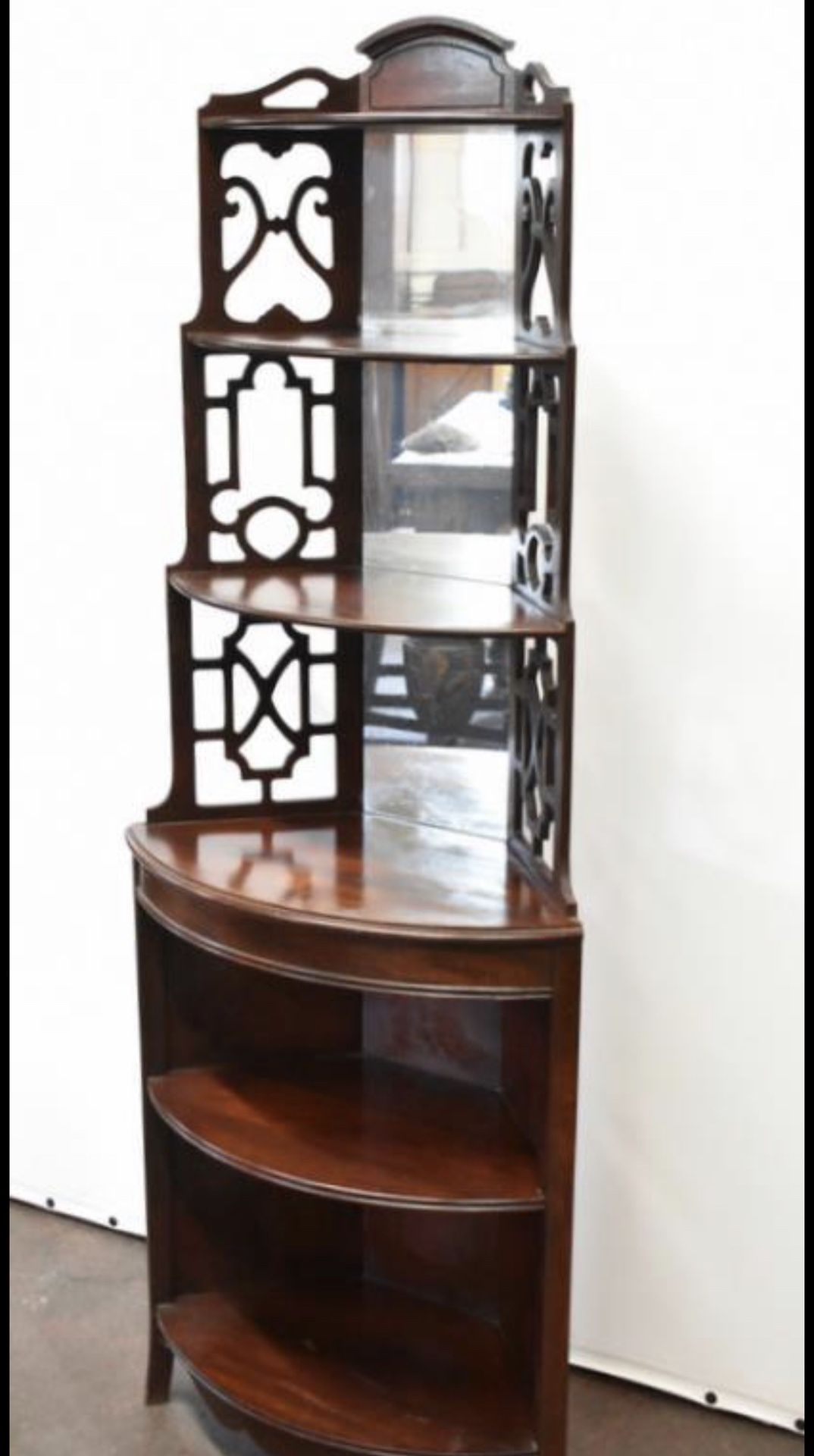 MAHOGANY CORNER SHELF