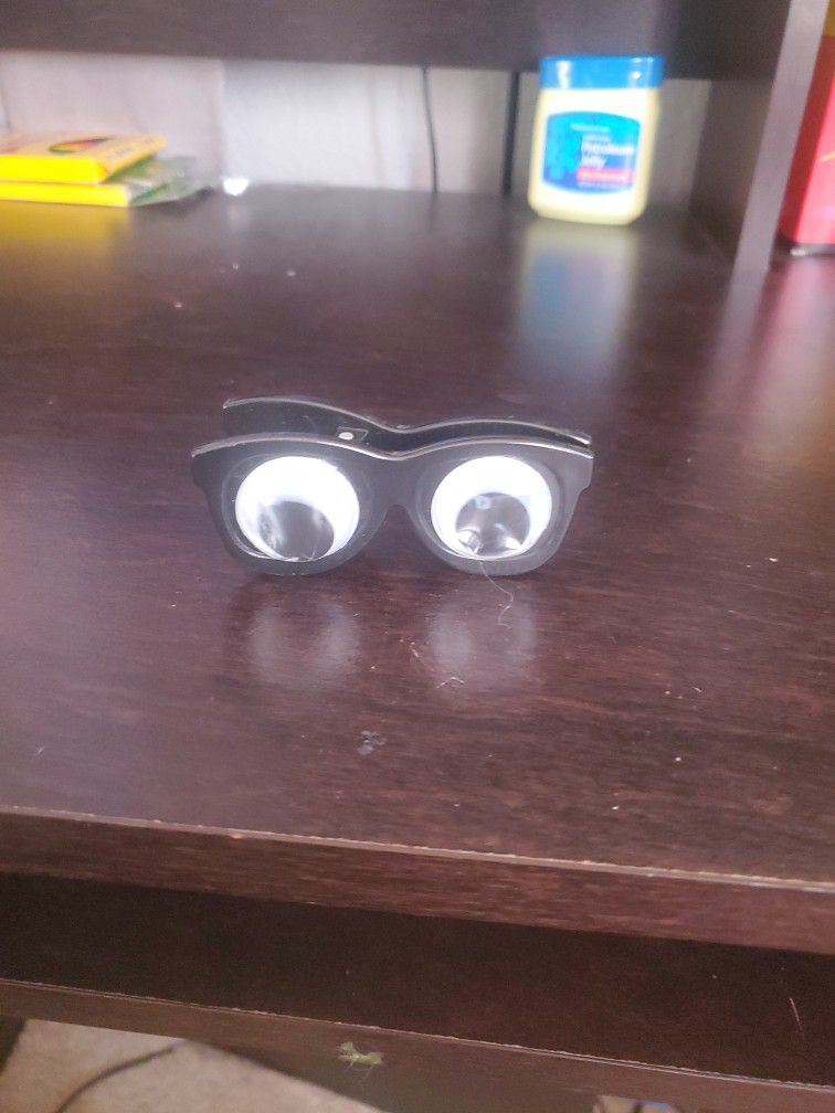 Weird Googly Eye 