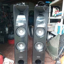 Samsung TW-J5500 Sound Tower Speakers