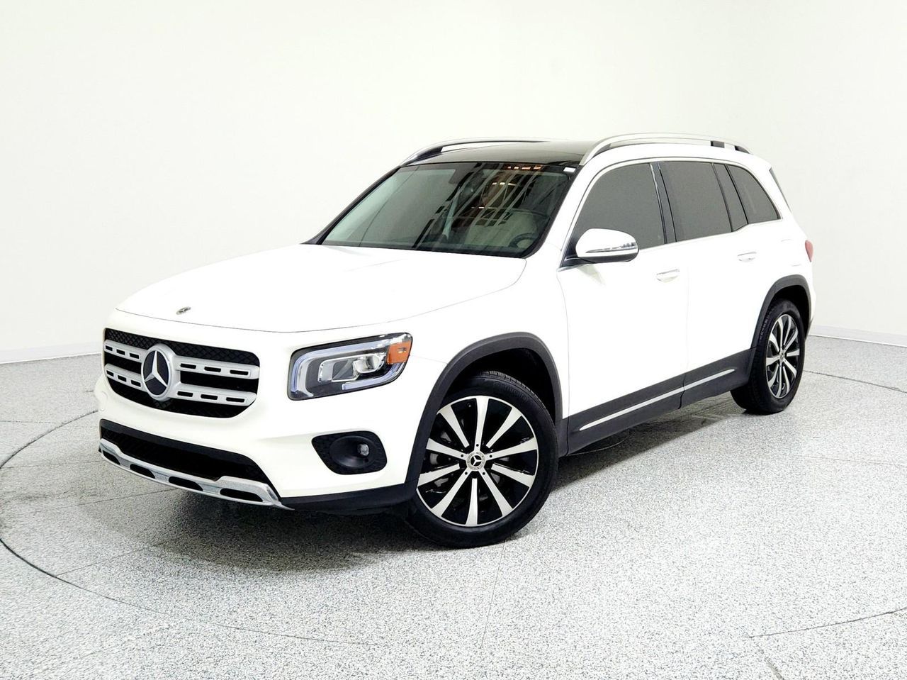 2023 Mercedes-Benz GLB 250