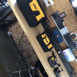 Dewalt Tool Bags And Chargers 