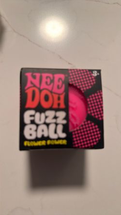 Needoh Fuzz Ball Pink