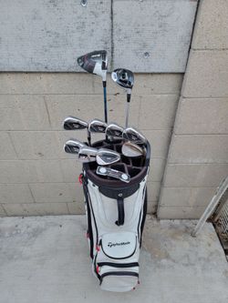 Taylormade M4 Golf Club Set Right Handed Stiff Flex W/TaylorMade Cart Bag *NICE