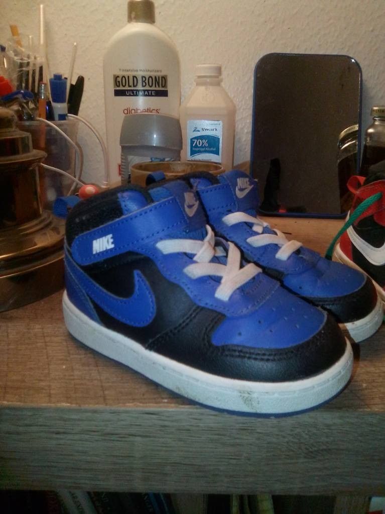 7c Toddler Jordan 1's & Nikes