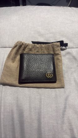 GG Marmont bi-fold card case wallet