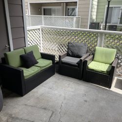 Patio / Outdoor Furniture 