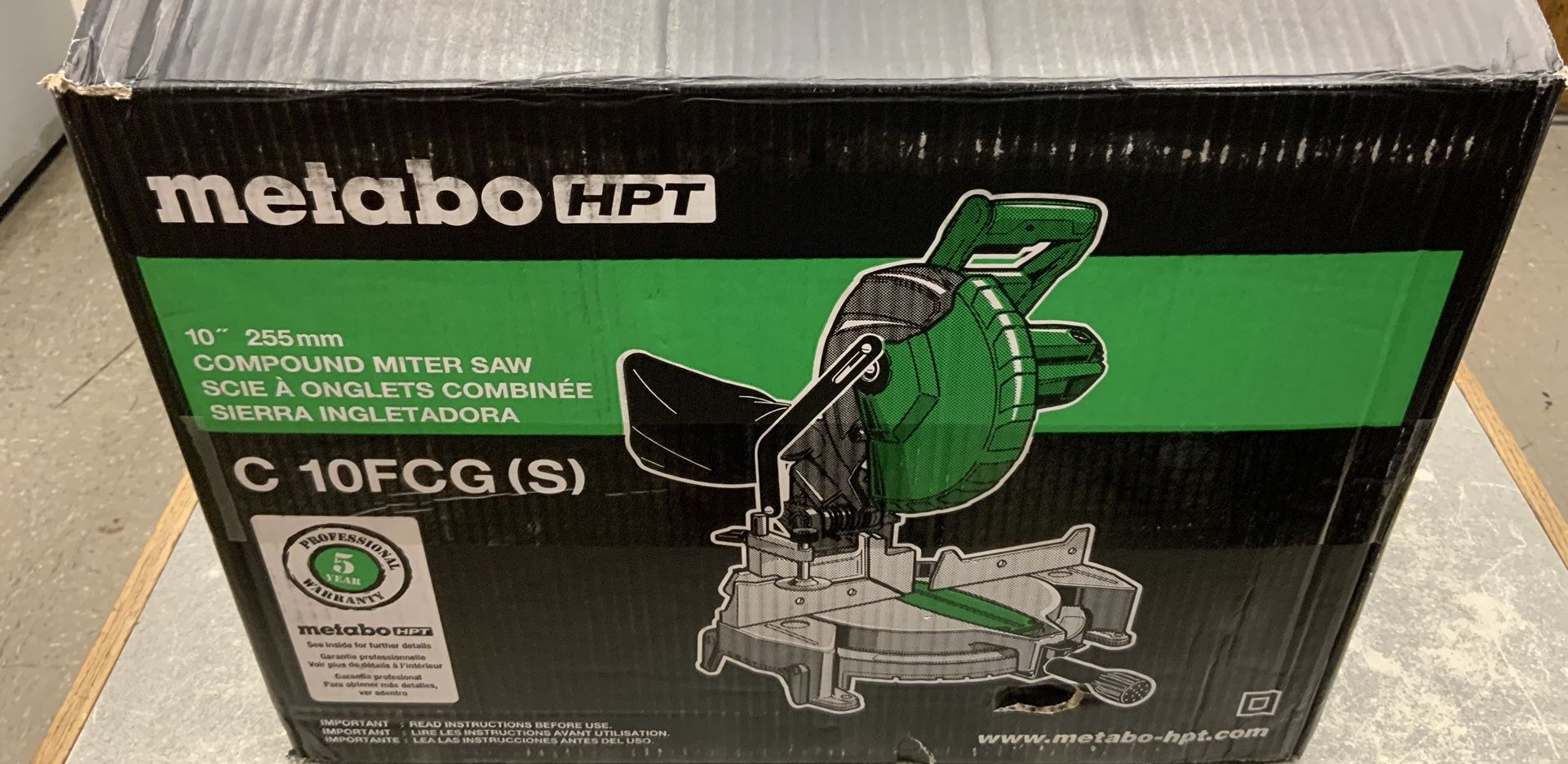 Metabo HPT C10FCG(S) 10" 120V 15A Compound Miter Saw