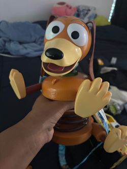 Slinky sipper