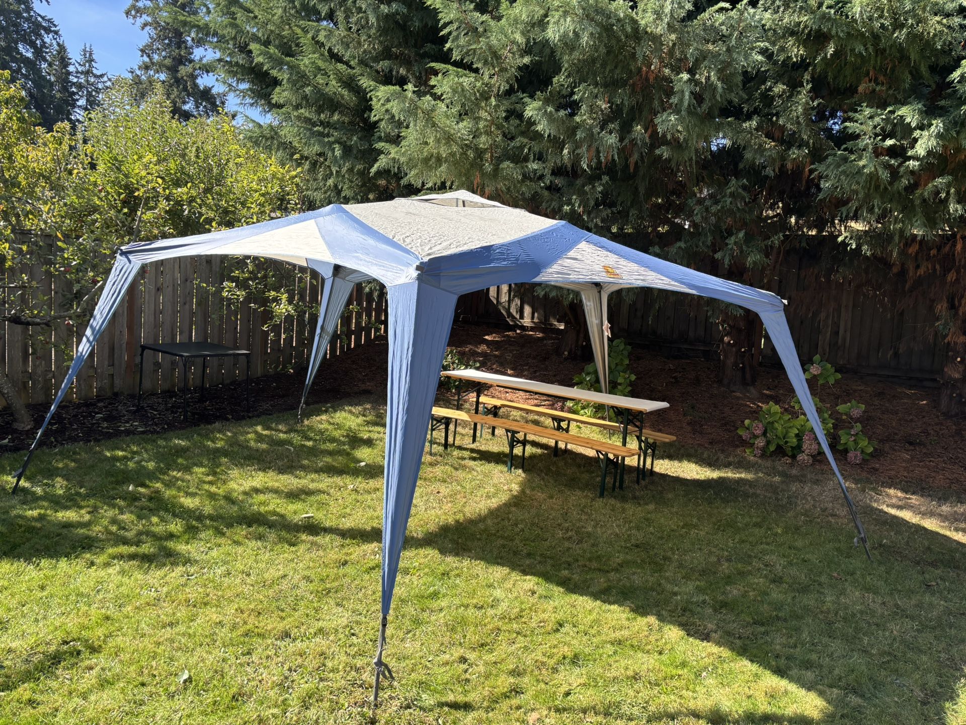Coleman geosport Shade