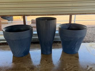 TruDrop self-watering planters
