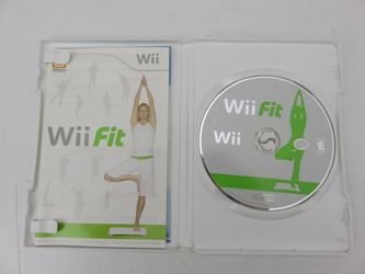 NEW NINTENDO WII FIT DISC